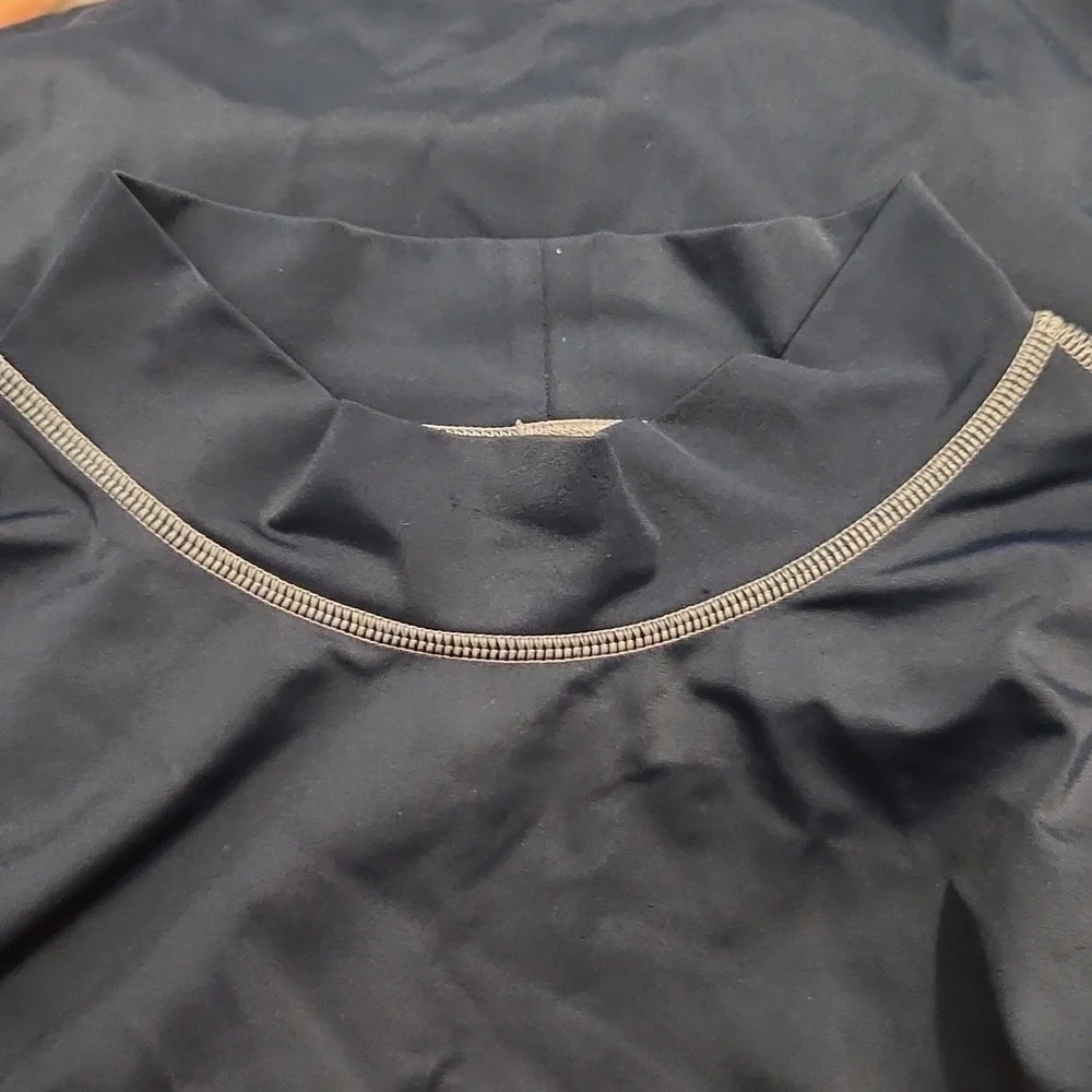 [Land's End] Long Sleeve Turtleneck Workout Shirt - Size L